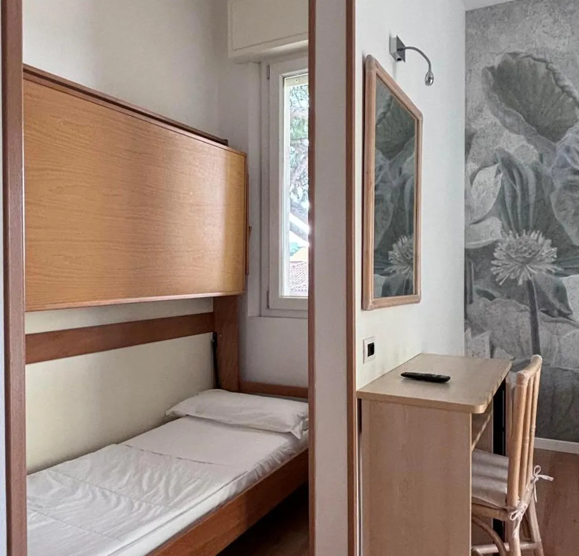 Pinetina Mare Baby Family Hotel Pinarella 3*,