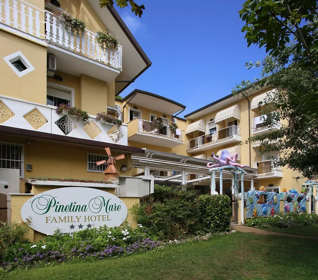 Pinetina Mare Baby Family Hotel Pinarella